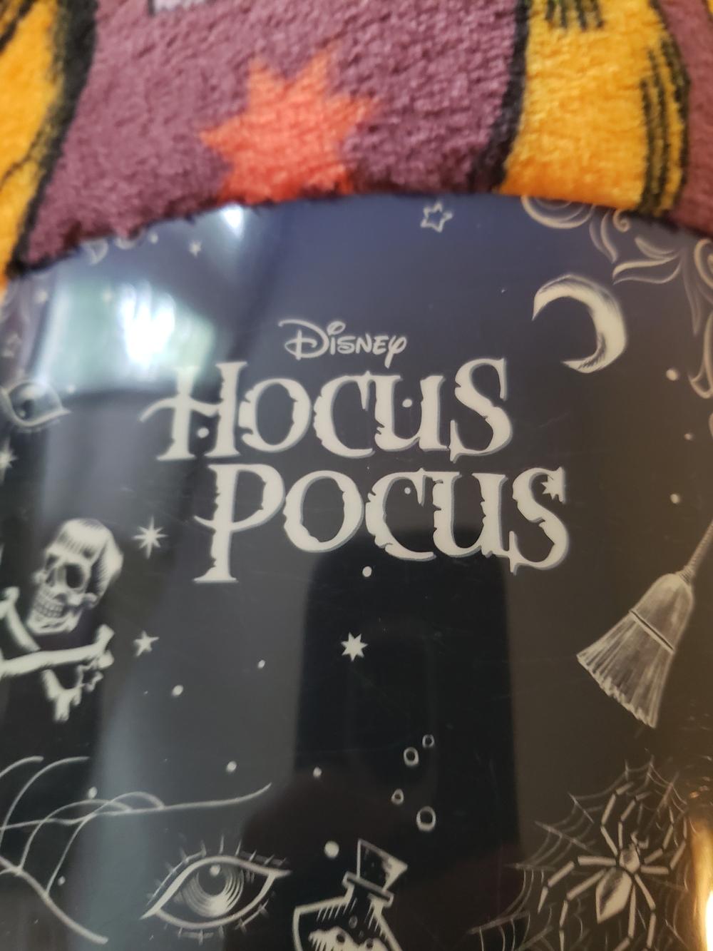 Disney Hocus Pocus Plush Throw Blanket - Purple & Orange - Picture 6 of 7